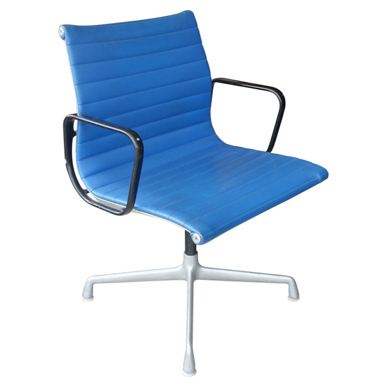 Eames For Herman Miller Aluminum Group Chair at 1stDibs