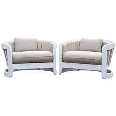 Pair of Large Mid-Century Lounge Chairs 5