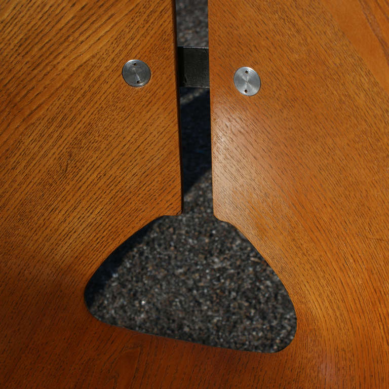 1 Sedia laterale in compensato di noce modellato Ray Komai for J. G.