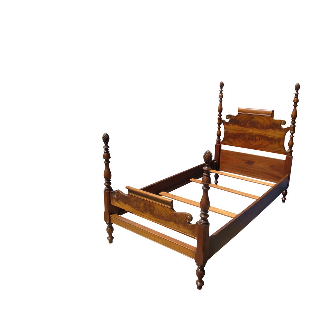 American Pair of Vintage 1930s Mahogany Twin Beds