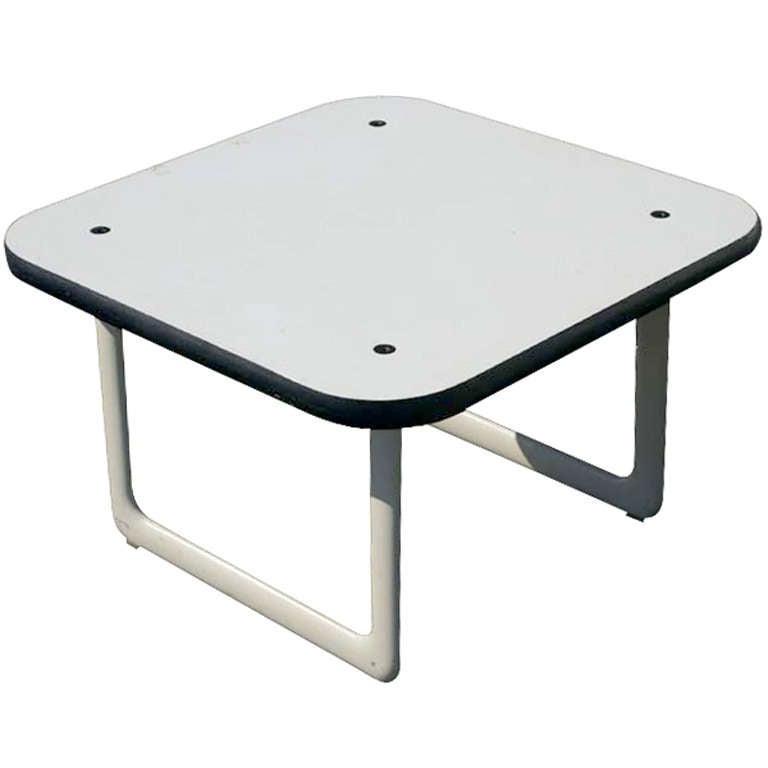 Mid-Century Knoll Hannah Morrison Beistelltische (amerikanisch) im Angebot