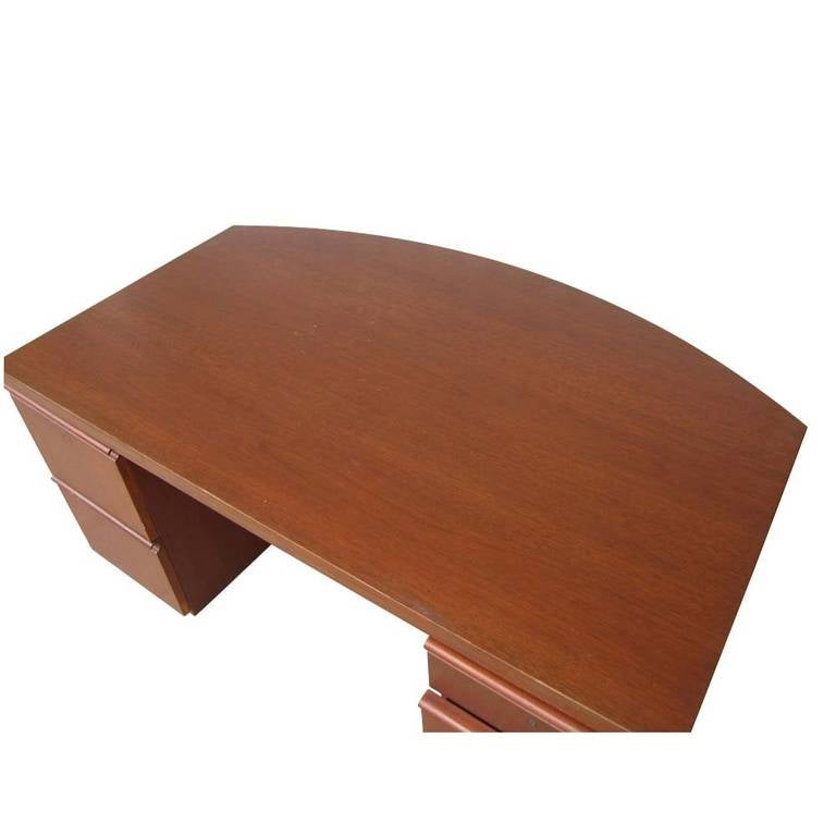 Gwathmey-Siegel Double Pedestal Executive Desk for Knoll 1