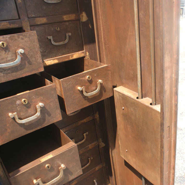 Vintage Industrial Steel Cabinet In Good Condition In Pasadena, TX