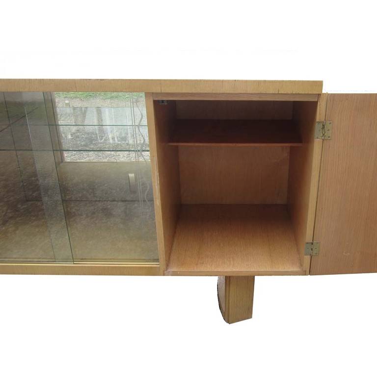 Mid-Century Modern Vintage Architectural Modern China Hutch by Morris of California