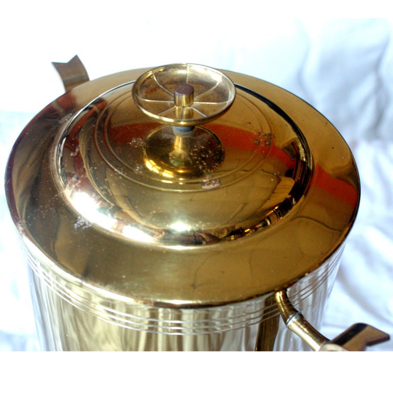 Tommi Parzinger for Dorlyn Silversmiths Coffee Hot Water Urn In Good Condition In Pasadena, TX
