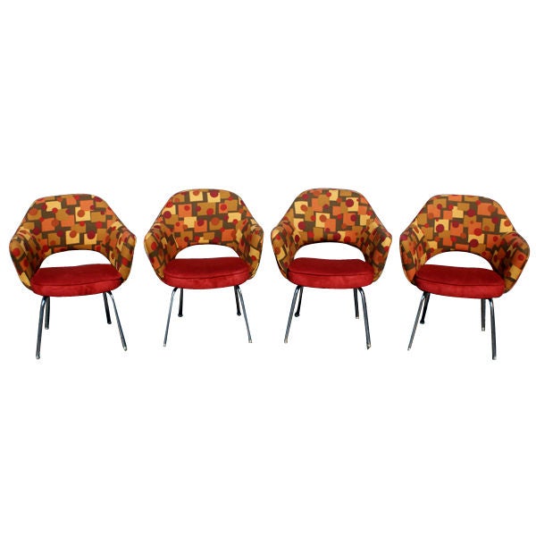 Four Eero Saarinen For Knoll Arm Chairs