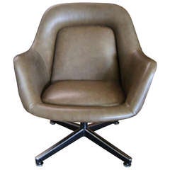 Vintage Oversize Leather Executive Chair by Max Pearson for Knoll