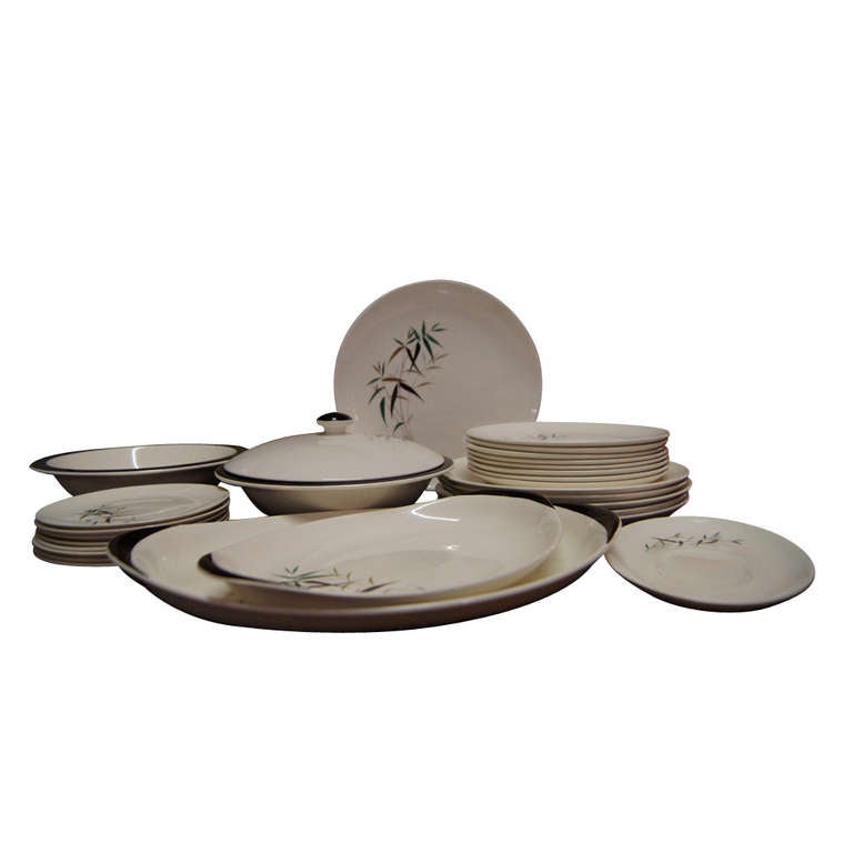 Fine china set from Royal Doulton England, included
2 big bowls with lids
1 big oval plate
1 medium oval plate with handle
1 medium oval plate with handle
1 small oval plate 
5 big round plates
8 med round plates
9 saucer plates