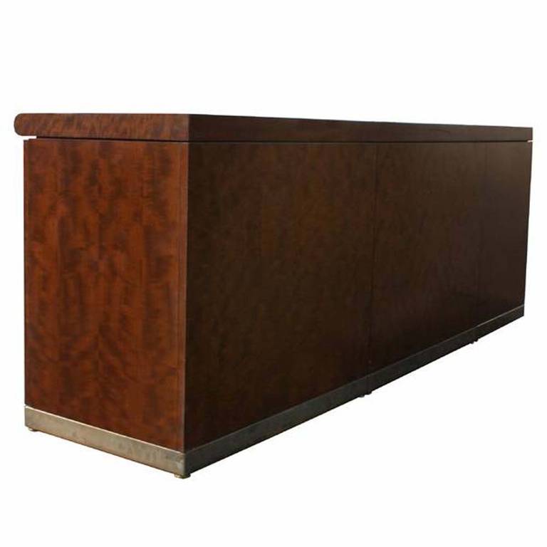 Late 20th Century Vintage Brass and Burl Credenza Breakfront Cabinet For Sale