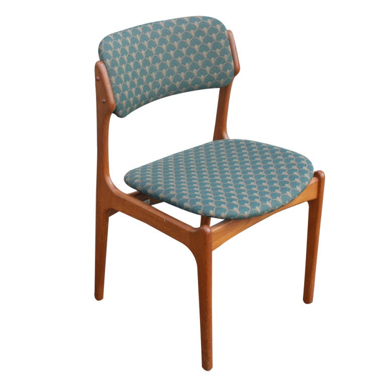 erik dining table