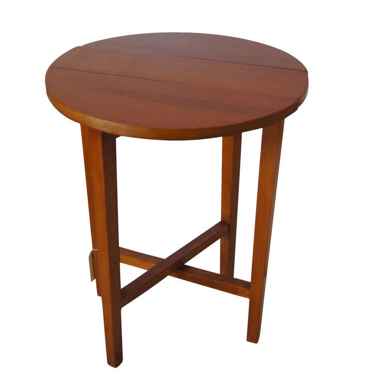 Vintage Side Tables / Night Stands with Folding Leaves  In Good Condition In Pasadena, TX