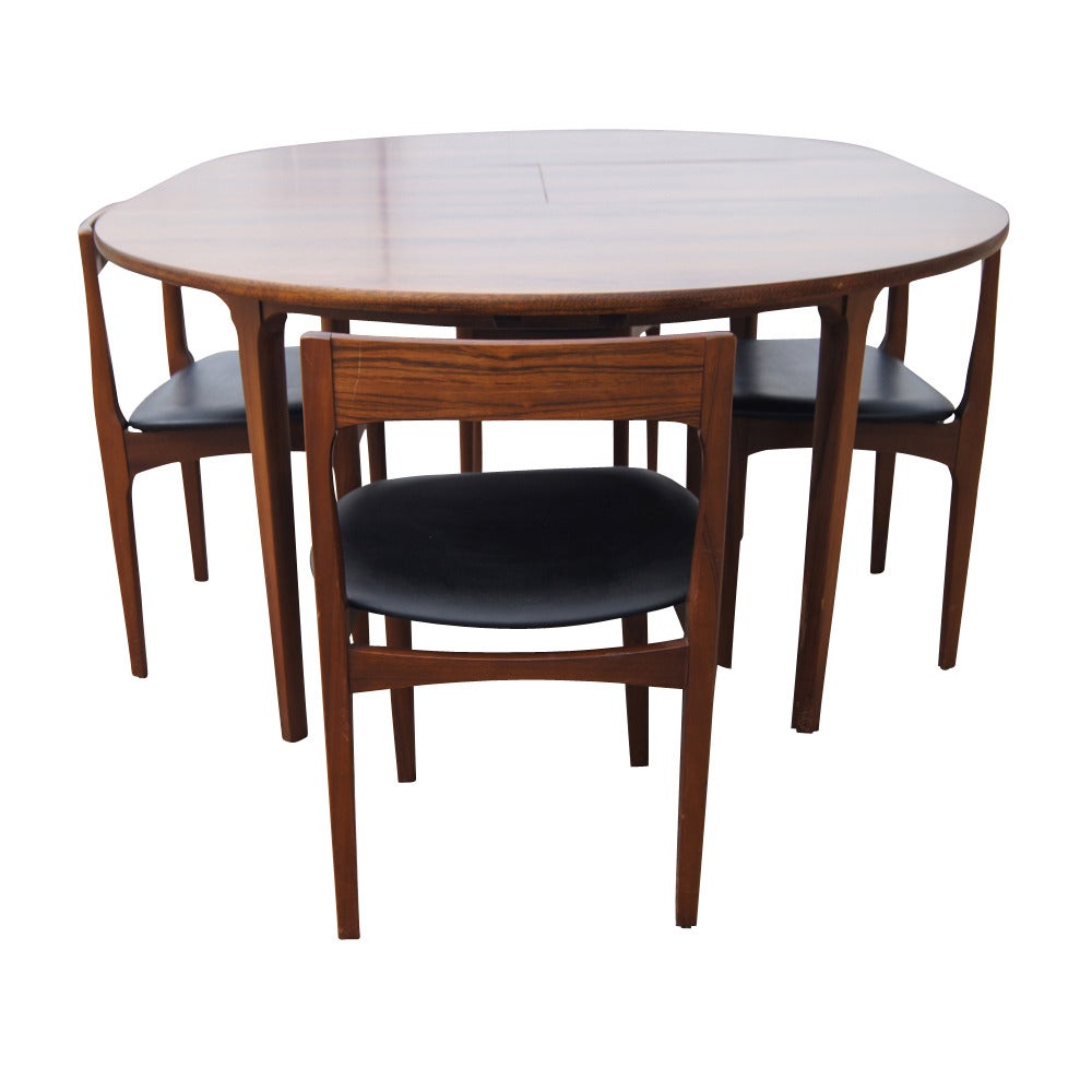 66" Vintage Expandable Butterfly Leaf Dining Table