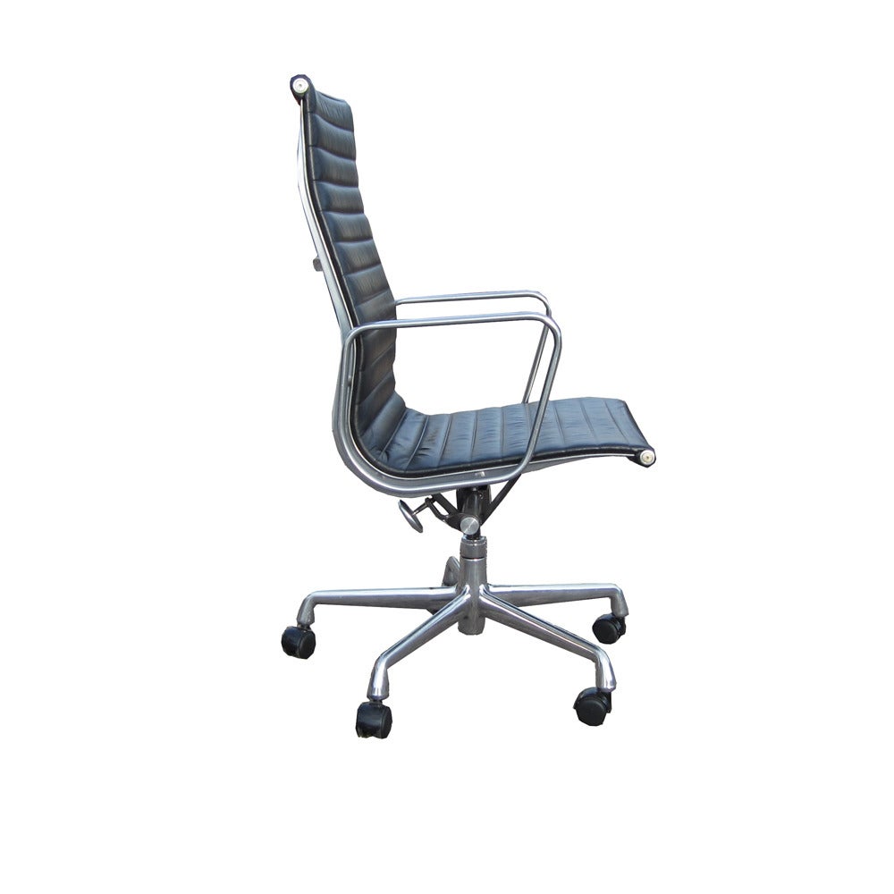 Set of Ten Vintage Herman Miller Aluminum Group Executive Chairs Black Leather at 1stDibs