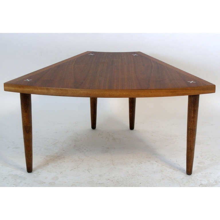 Mid-Century Modern American of Martinsville Walnut Inlay Side Table
