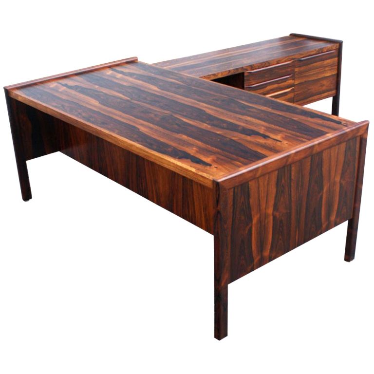 Highly Figured Rosewood Scandinavian Desk And Return Credenza