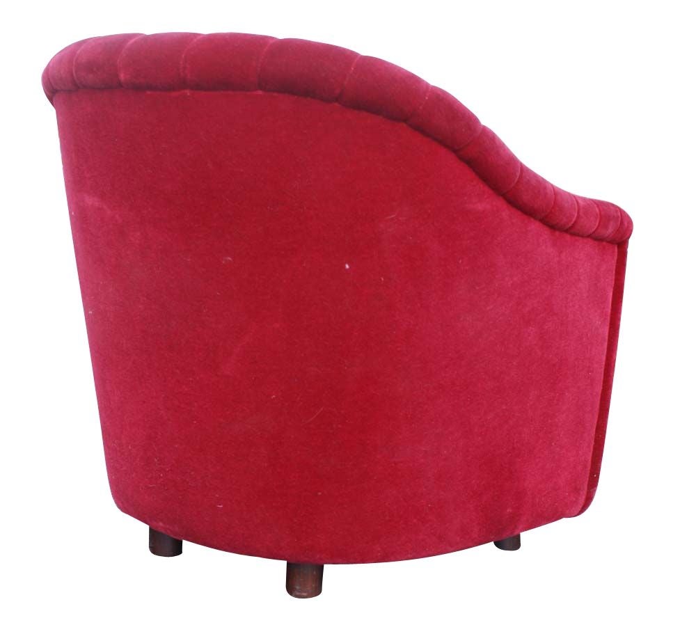 Late 20th Century Pair Of Ward Bennett For Brickell Red Mohair Lounge Chairs 20% OFF original