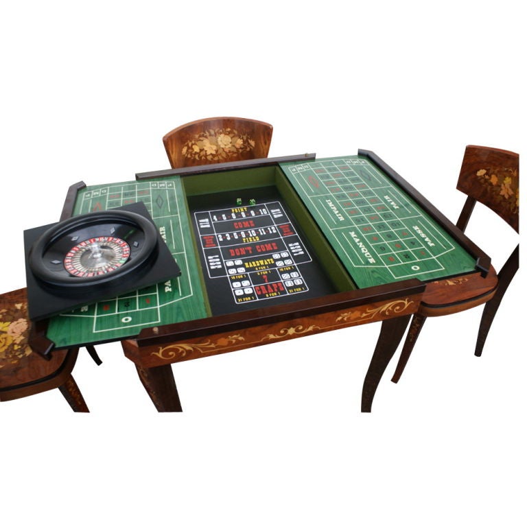 Italian Marquetry Games Table And Four Chairs In Excellent Condition In Pasadena, TX