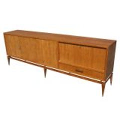 Italian Walnut and Brass Buffet Sideboard With Bar 7