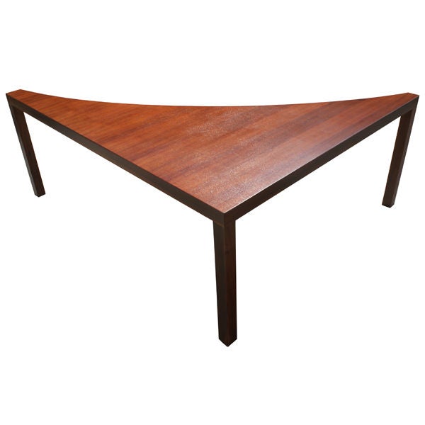 Corner Table in Walnut by Milo Baughman In Excellent Condition In Pasadena, TX