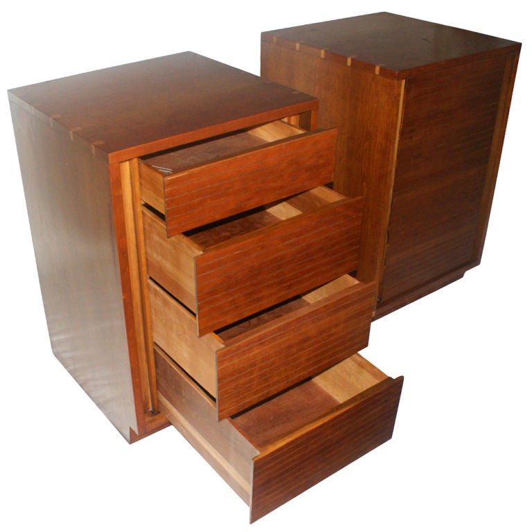 Pair Of  Heritage Henredon Cherry Night Stands