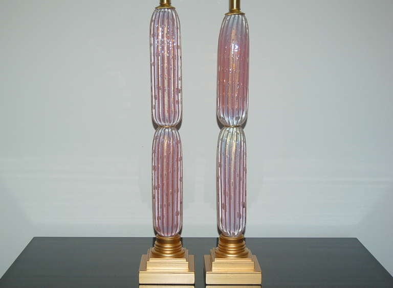 Mid-Century Modern Pair of Vintage Opaline Murano Column Lamps in Salmon with Gold and Bubbles For Sale