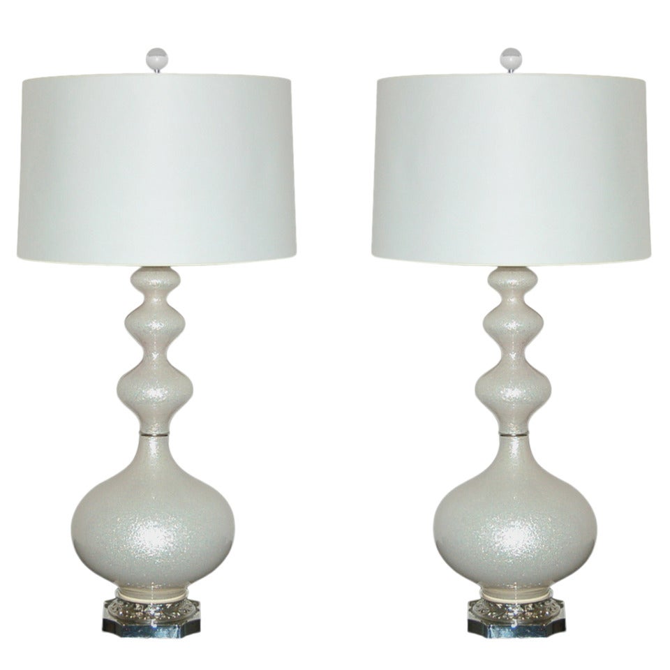 Pair of Vintage Murano Lamps in Dazzling Winter White For Sale