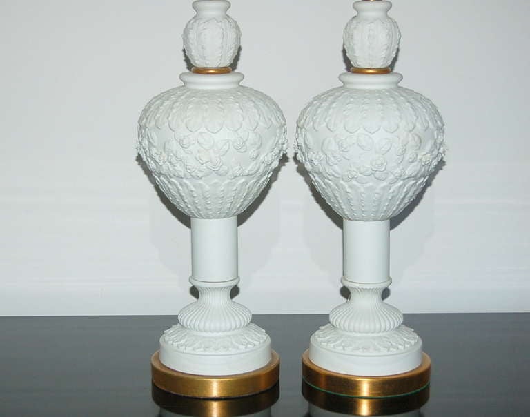 Pair of Vintage Blanc de Chine by The Marbro Lamp Company In Excellent Condition For Sale In Little Rock, AR