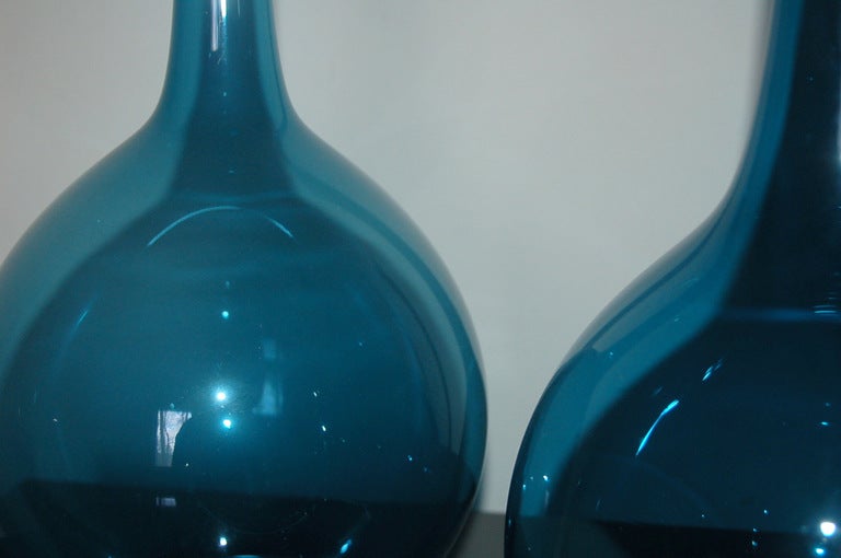 Arthur Percy - Six Swedish Blown Glass Vases In Excellent Condition In Little Rock, AR