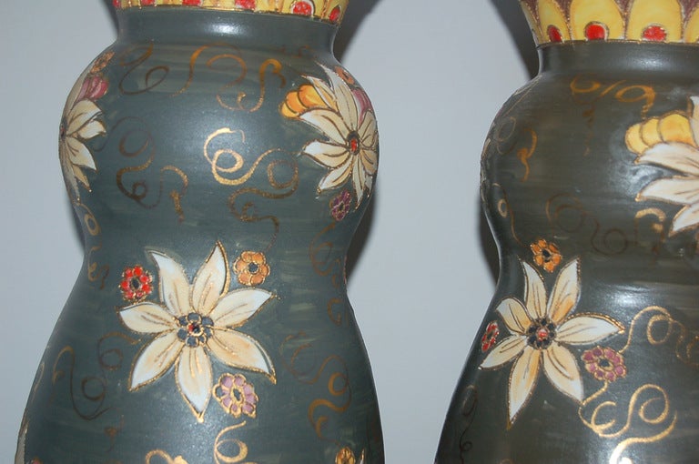 Hollywood Regency Deruta Hand-Painted Italian Ceramic Table Lamps For Sale