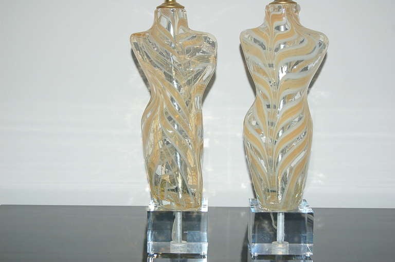 Italian Pair of Murano Hand Blown Venus Sculptures of Golden Ribbons