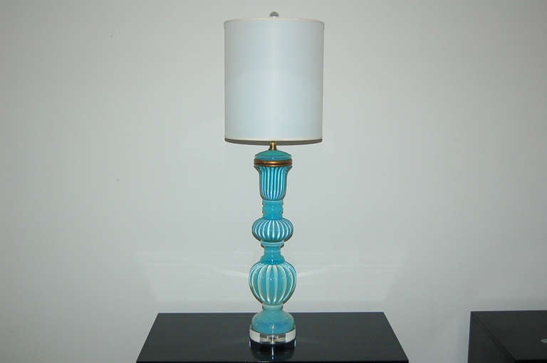 Statuesque and gorgeous vintage Murano glass lamp by Archimede Seguso for The Marbro Lamp Company.  The design is awesome, but the ICED AQUA Opaline is what makes my heart race - it's a jaw dropper!

The lamp stands 44 inches from tabletop to