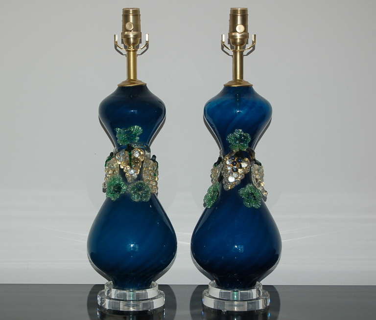 Mid-Century Modern Pair of Vintage Murano Lamps with Glass Fruit in Midnight Blue For Sale