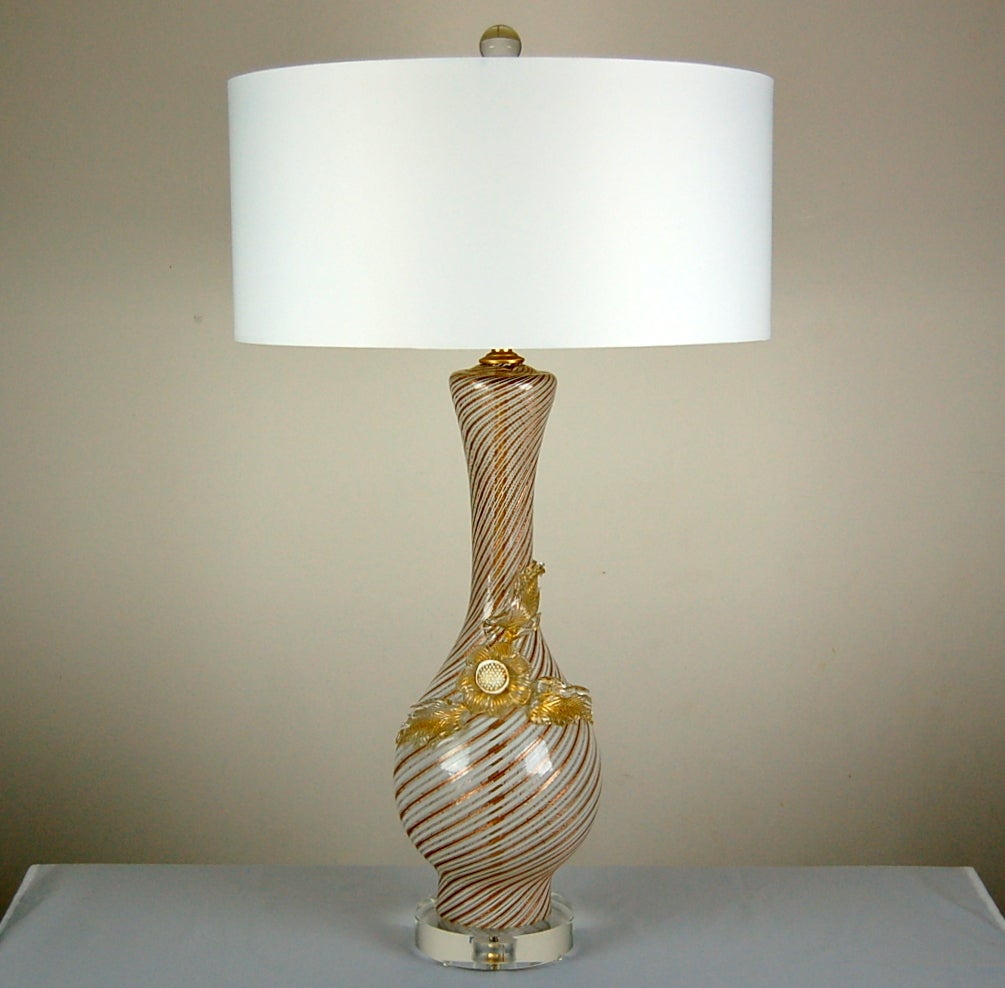 Hollywood Regency Pair of Vintage Filigrana Murano Lamps by Dino Martens For Sale