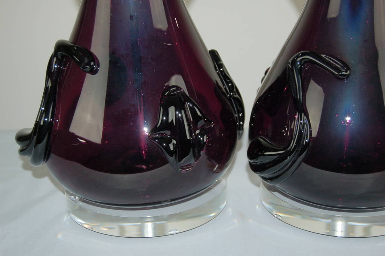 Plated Pair of Vintage Murano Sculpted Abstract Table Lamps in Grape Purple For Sale