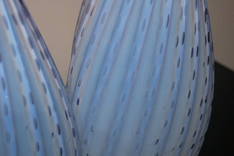 Pair of Vintage Murano Opaline Lamps by Alfredo Barbini In Excellent Condition In Little Rock, AR