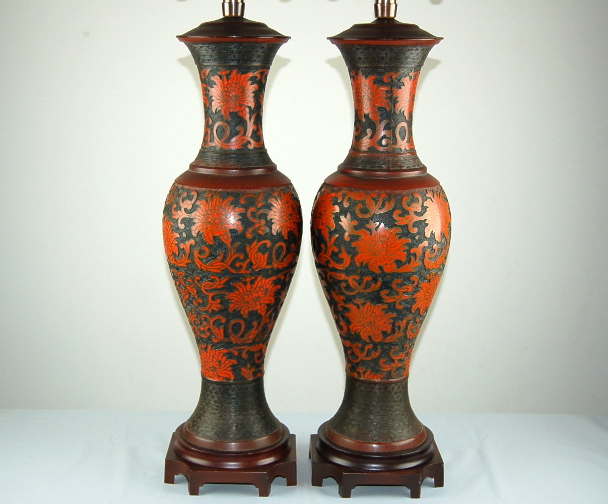 Chinese Matched Pair of Vintage Cloisonné Brass Lamps in Vermillion by Marbro For Sale