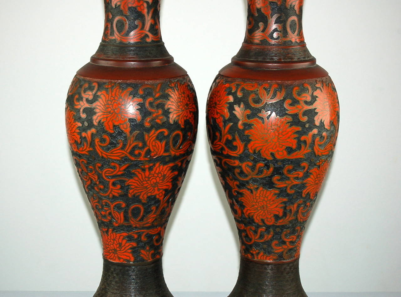 Bronzed Matched Pair of Vintage Cloisonné Brass Lamps in Vermillion by Marbro For Sale
