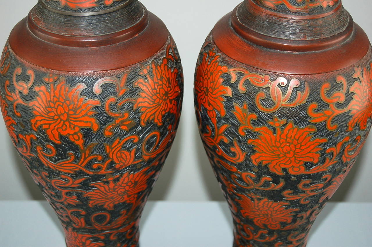 Matched Pair of Vintage Cloisonné Brass Lamps in Vermillion by Marbro For Sale 3