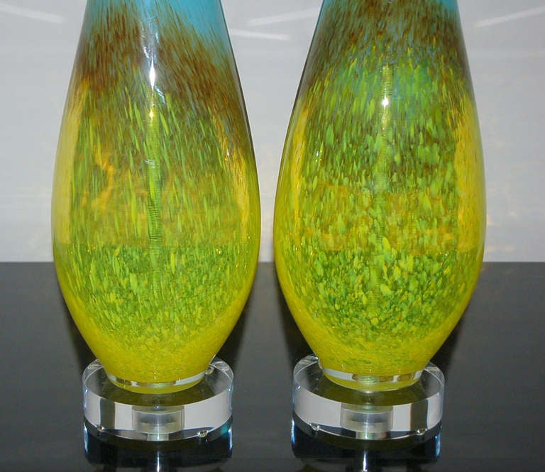 20th Century Pair of Vintage Italian Handblown Glass Lamps in Turquoise and Yellow For Sale