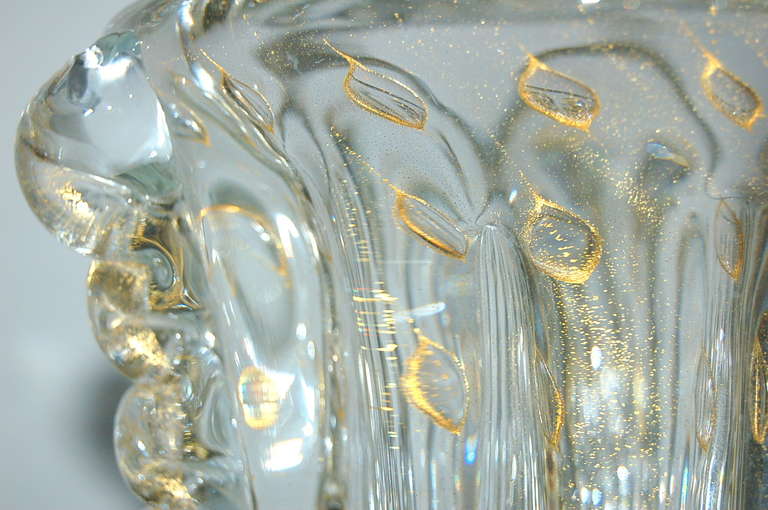 Mid-20th Century Classic Vintage Murano Glass Vase in Golden Champagne with Rigaree