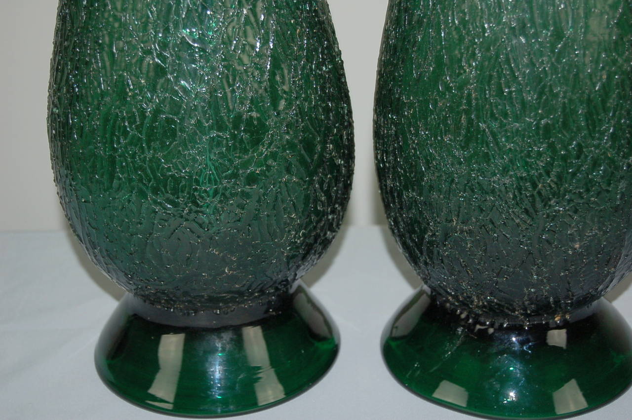 Brushed Pair of Vintage Murano Craqueleure Glass Lamps in Jade For Sale