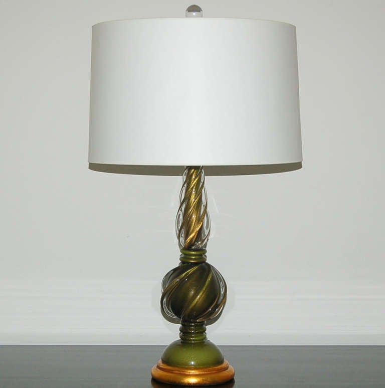 Mid-Century Modern Matched Pair of Vintage Marbro Lamps in Green and Gold by Marbro For Sale