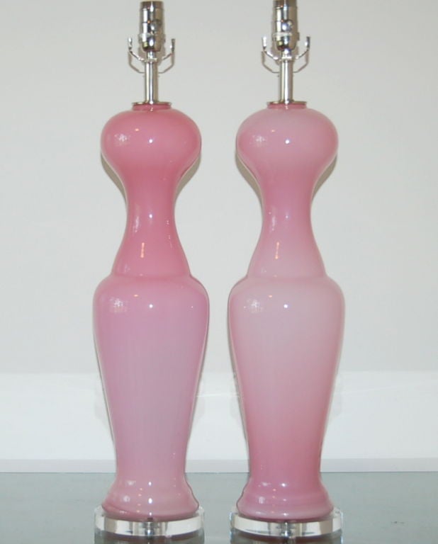 Mid-Century Modern Matched Pair of Vintage Opaline Murano Lamps in Pale Pink For Sale