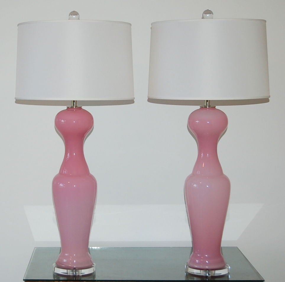 Italian Matched Pair of Vintage Opaline Murano Lamps in Pale Pink For Sale