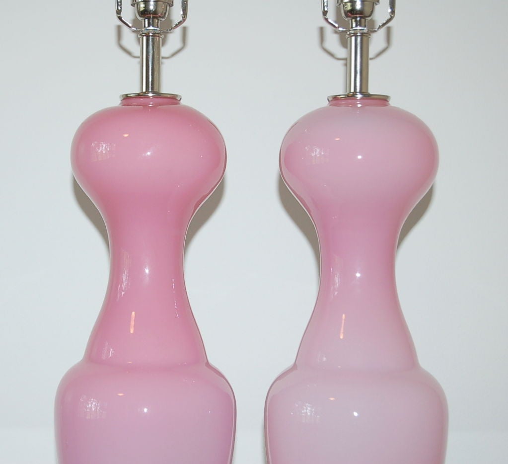 20th Century Matched Pair of Vintage Opaline Murano Lamps in Pale Pink For Sale