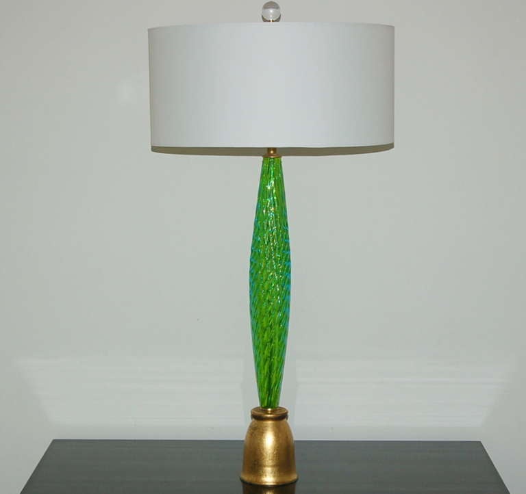 Italian Pair of Slender and Sexy Vintage Murano Table Lamps in Grass For Sale