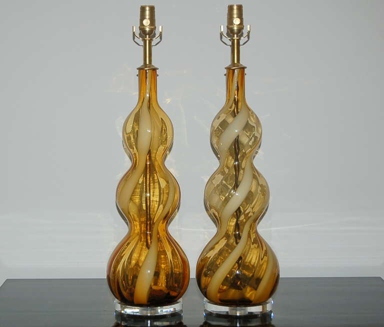 Mid-Century Modern Pair of Vintage Italian Glass Lamps of Butterscotch with White