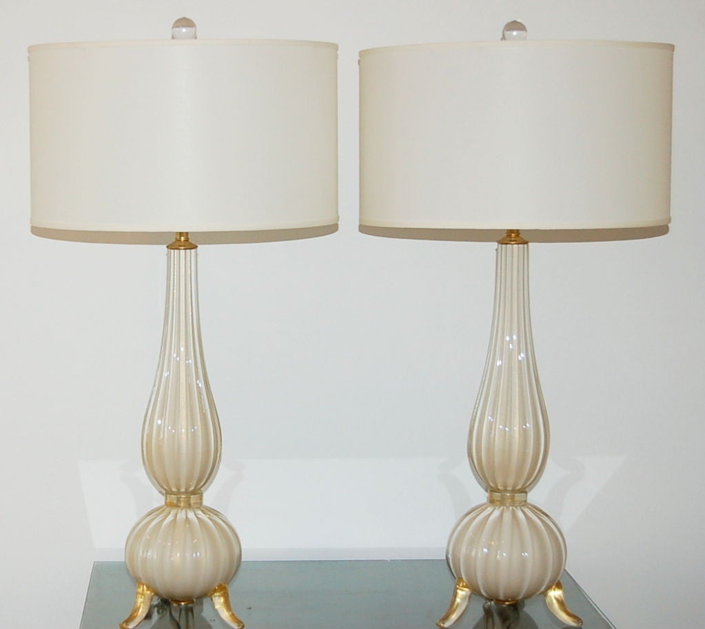 Hollywood Regency White Murano Three-Footed Lamps with Gold Dust For Sale