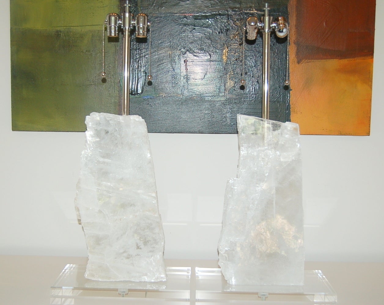Mid-Century Modern Matched Pair of Selenite Table Lamps on Lucite Plinth
