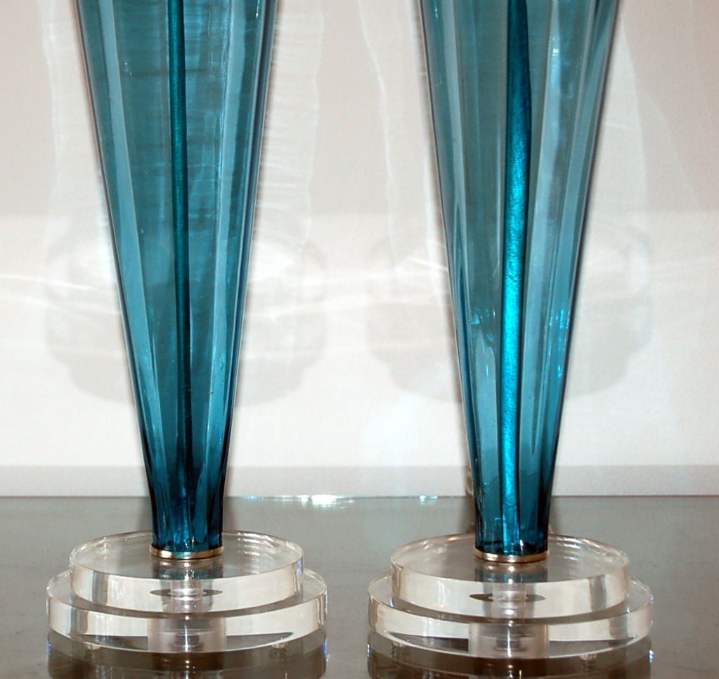 Italian Matched Pair of Vintage Murano Table Lamps in Teal Blue For Sale